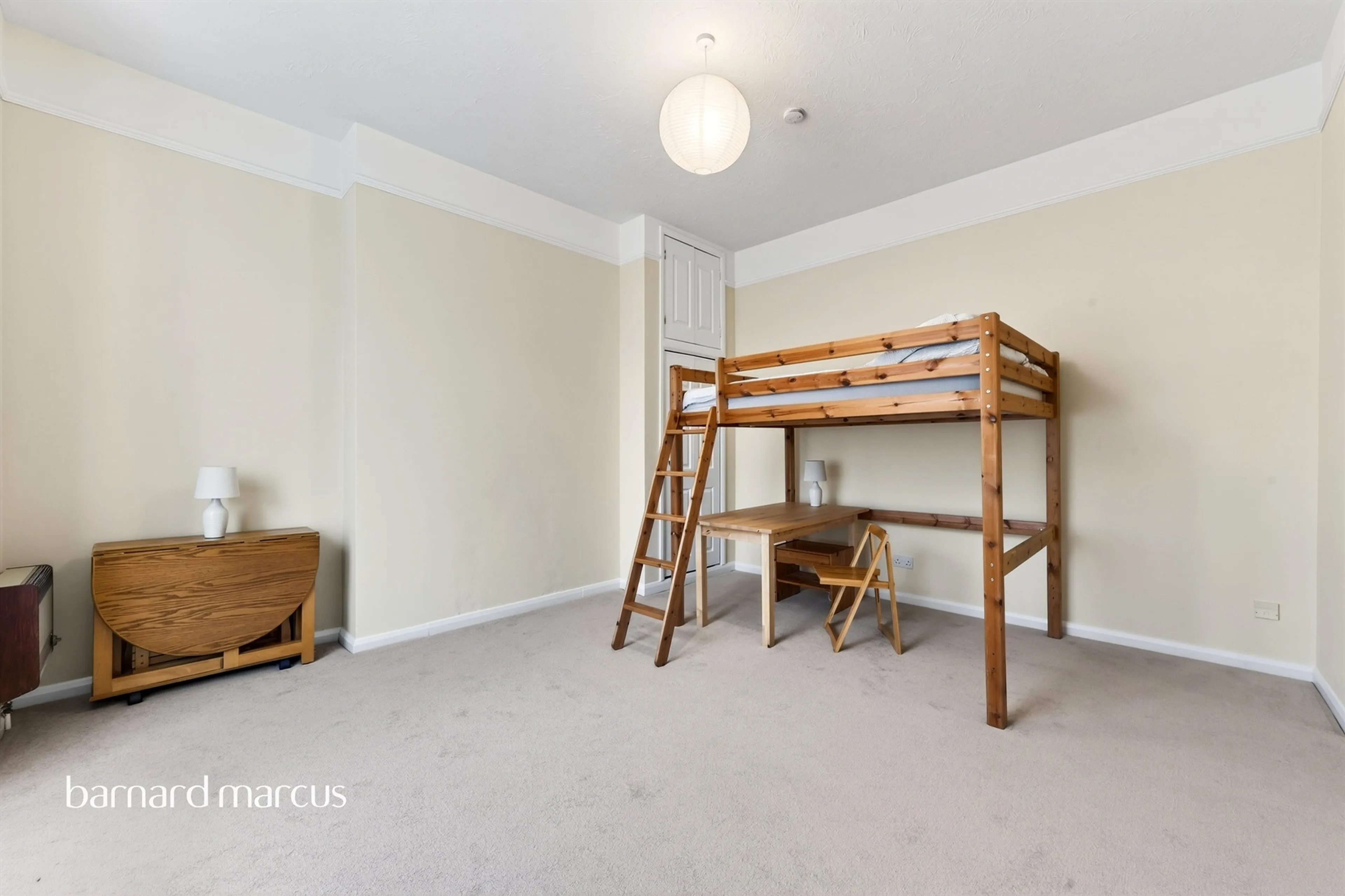 Property at The Avenue, Surbiton