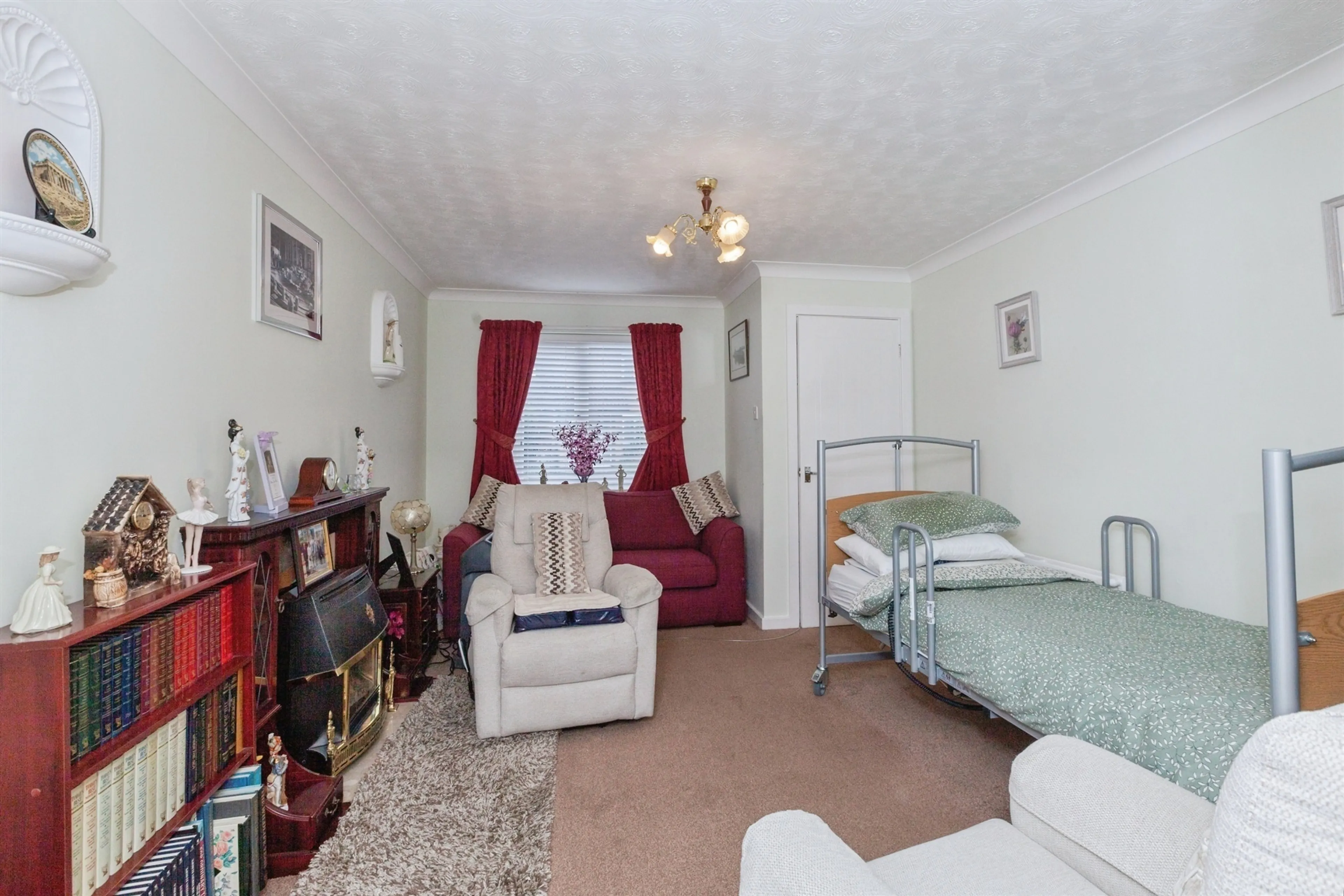 Property at Hollowtree Road, Hamilton, Leicester
