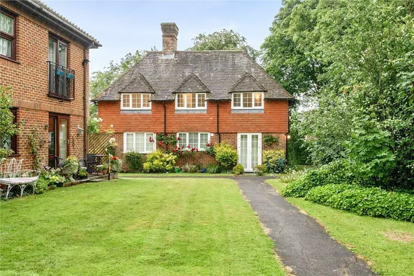 Delves Close, Ringmer, Lewes, East Su...