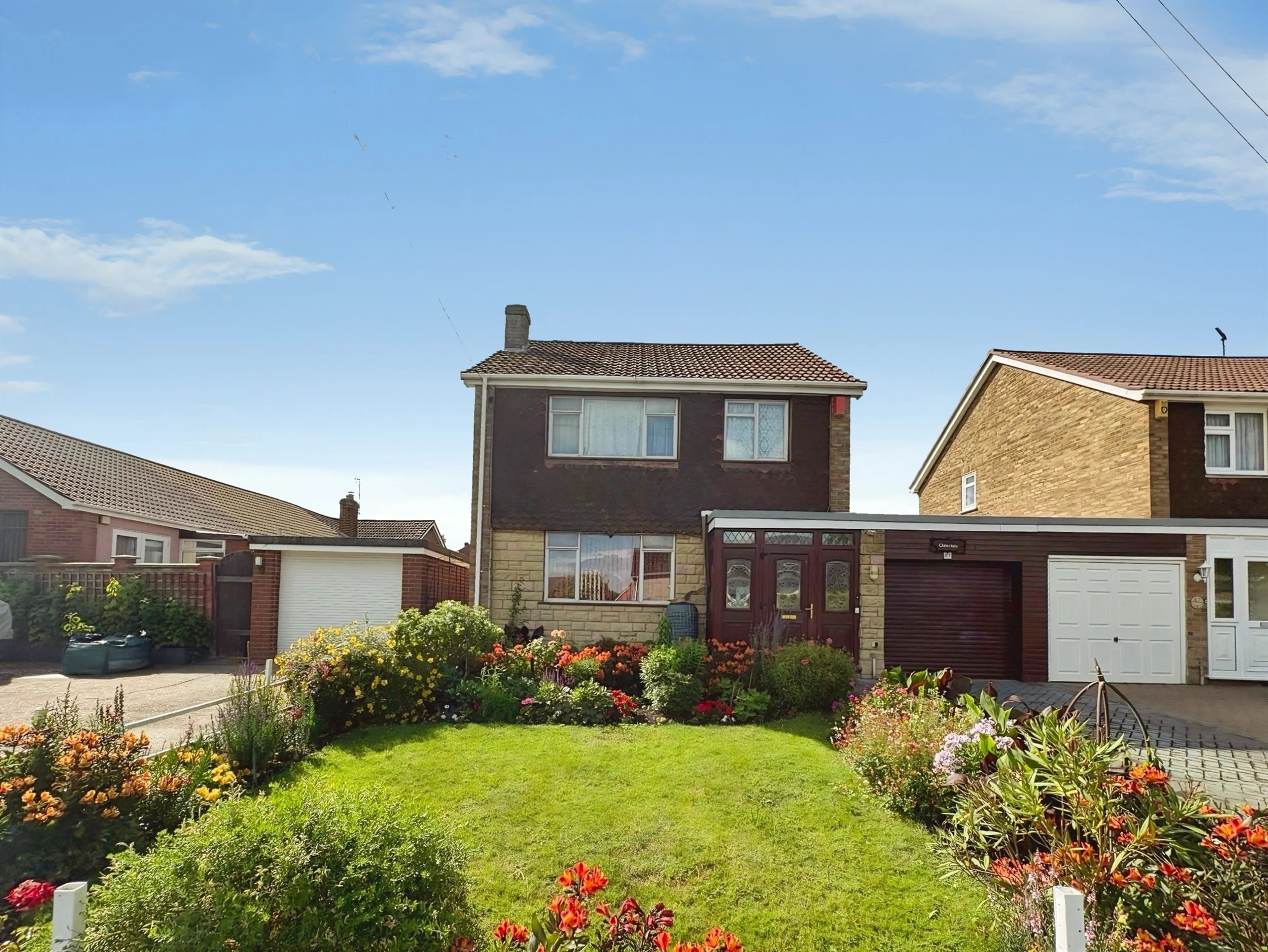 Property photo 0