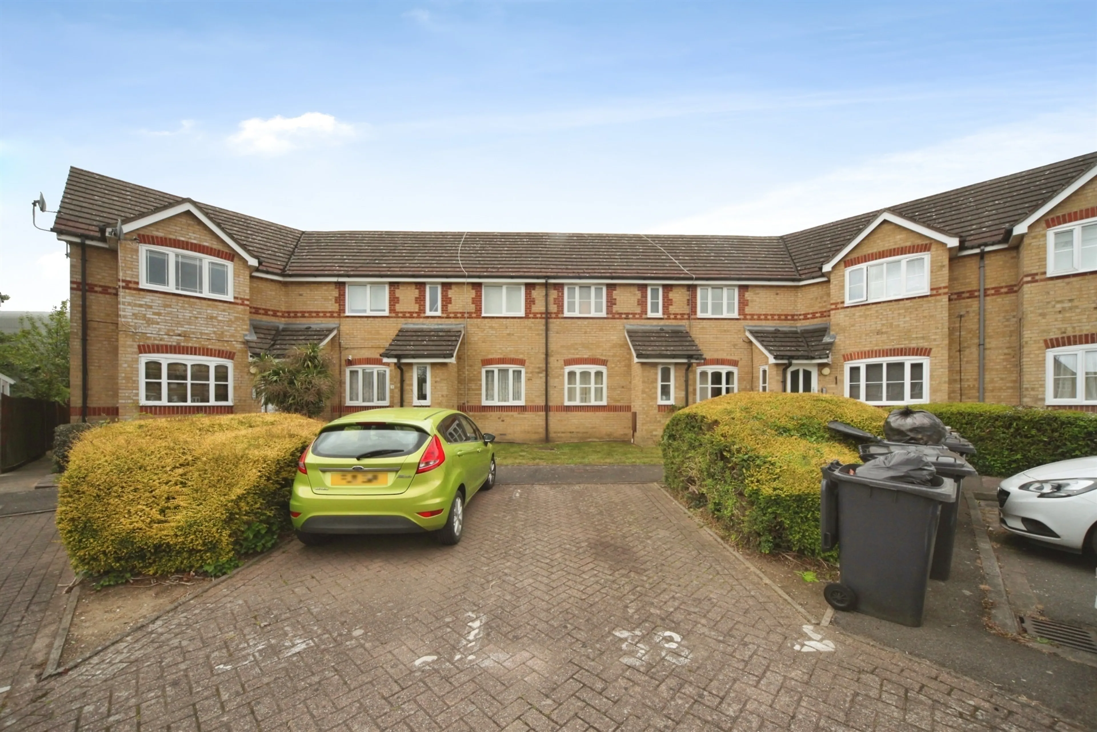 Property photo 0