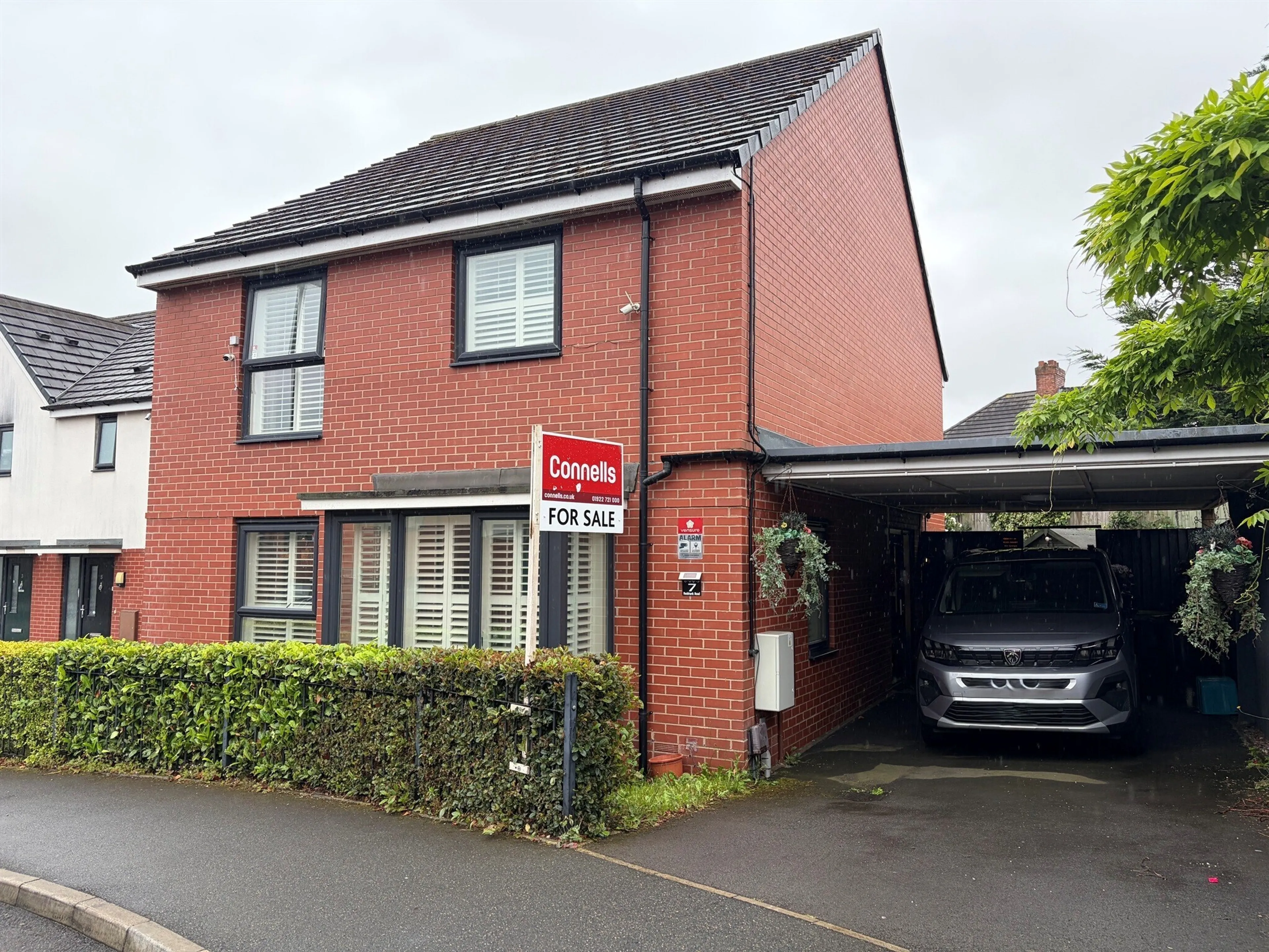Property photo 0