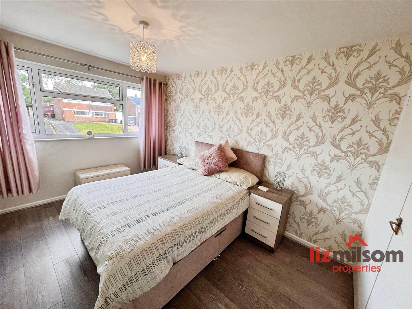 Westwood Park, Newhall, Swadlincote Image 10