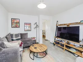 Kingfisher Close, Cherry Willingham, Lincoln thumb 3