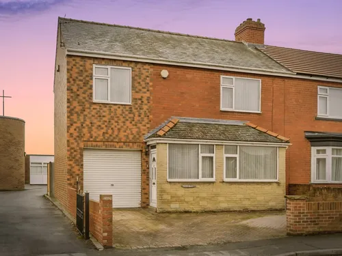 Main Street, Hatfield Woodhouse, Doncasterphoto