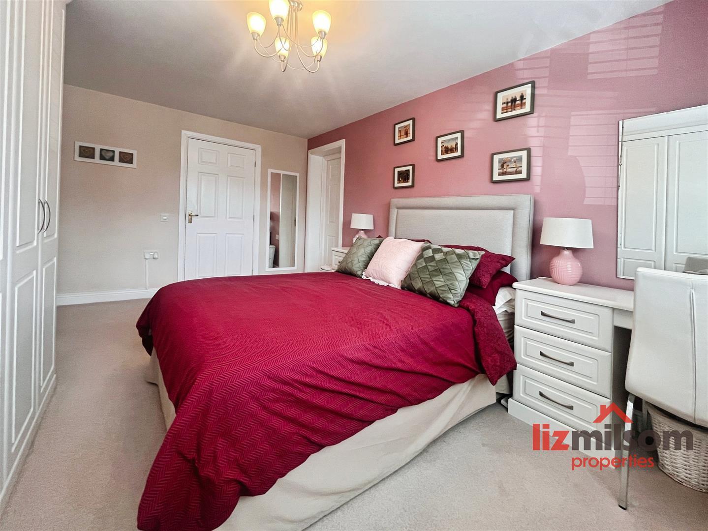 Ravenwood, Swadlincote Image 10