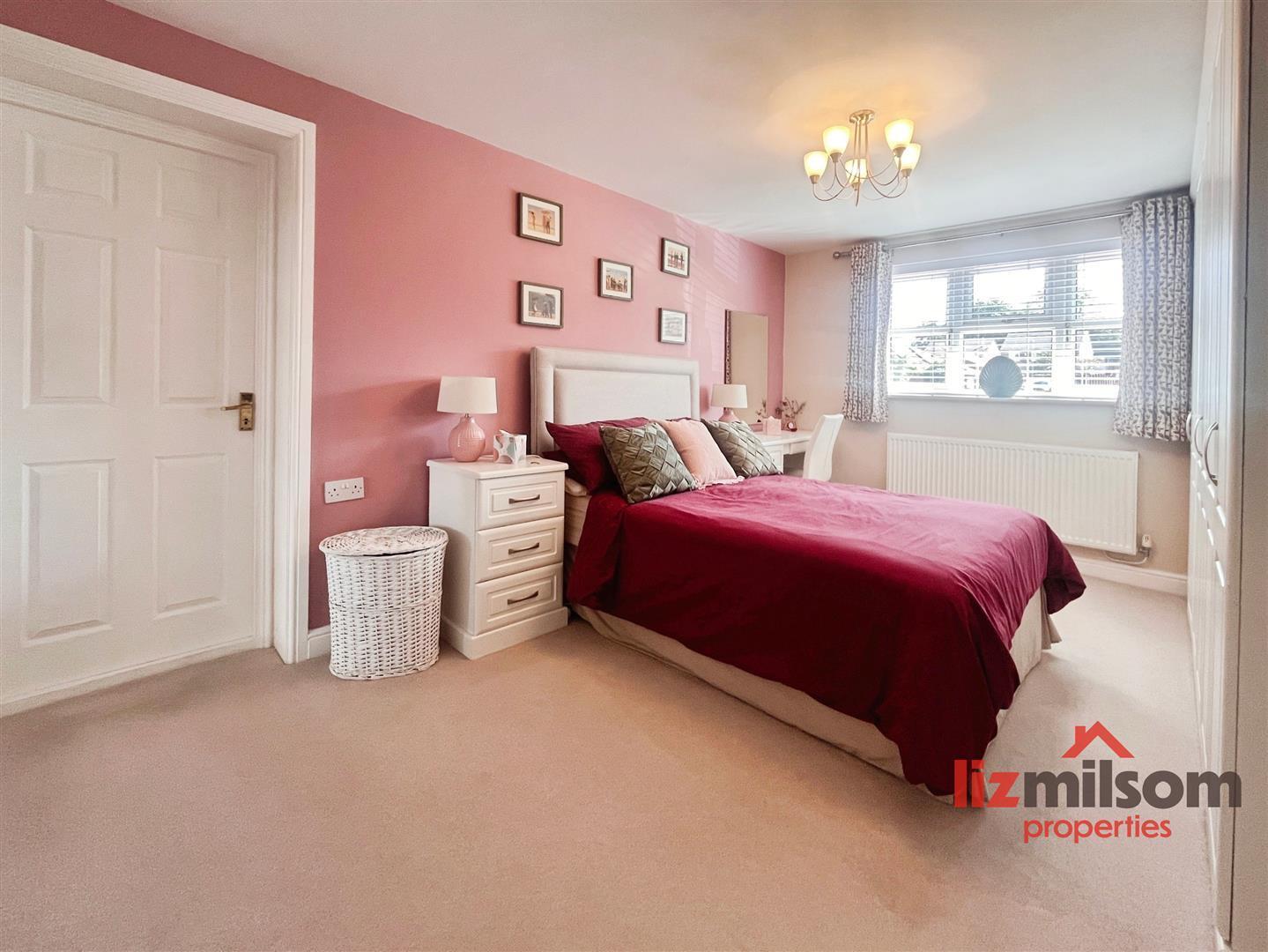 Ravenwood, Swadlincote Image 12