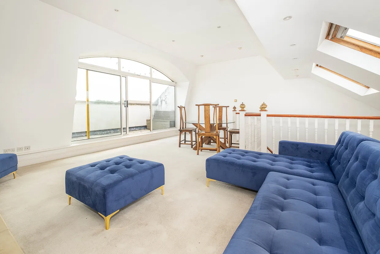 Burmester Road, London, SW17 photo 4