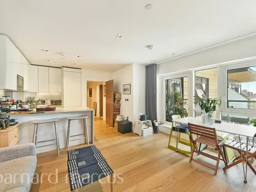 Longfield Avenue, Ealingphoto