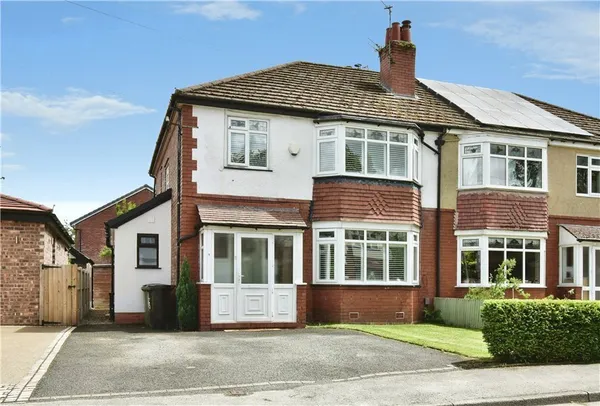 Grange Park Avenue, Cheadle, Greater ...