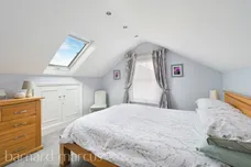 Hook Road, Epsom