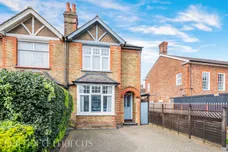 Hook Road, Epsom