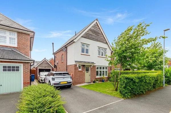 Llwybr Y Gwynt, Penrhosgarnedd, Bangor, Gwynedd, LL57