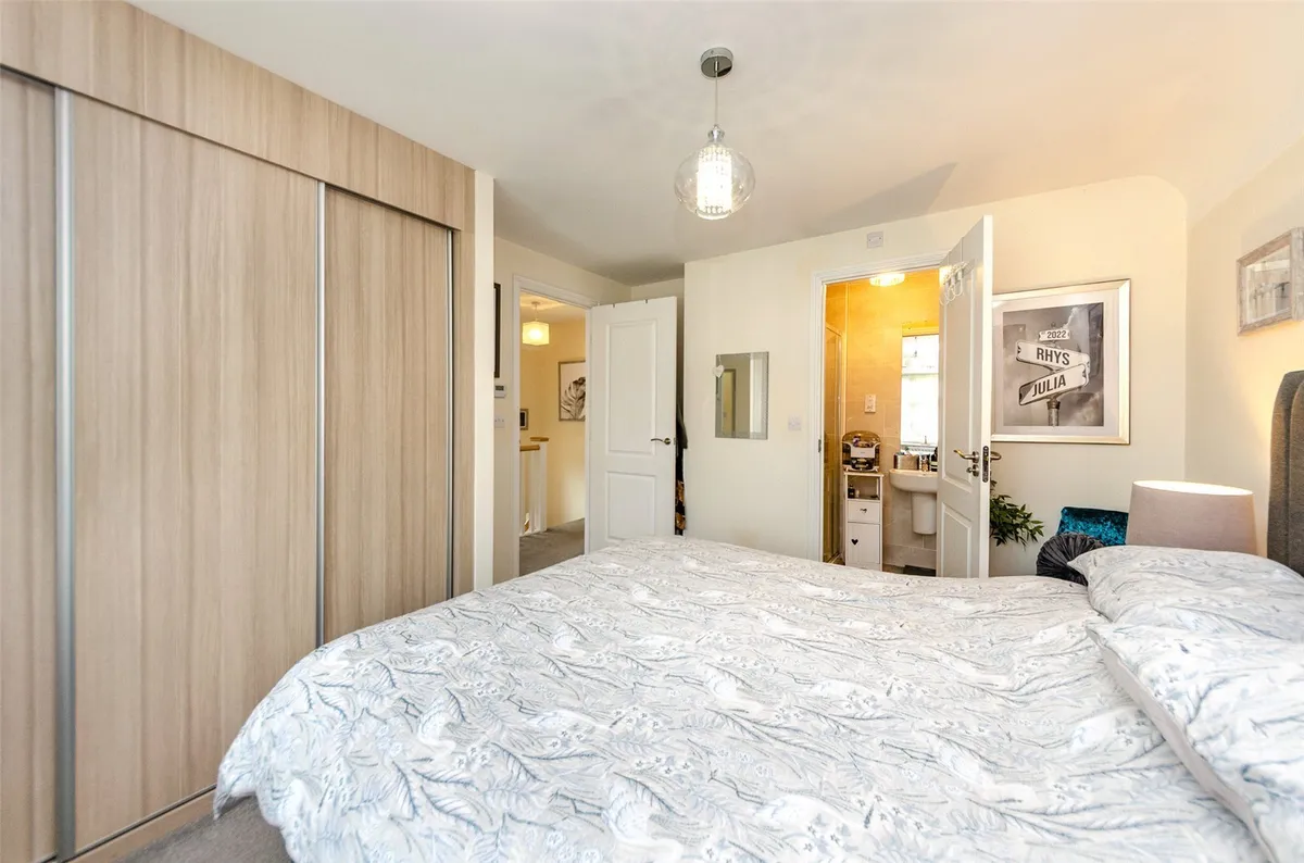 Llwybr Y Gwynt, Penrhosgarnedd, Bangor, Gwynedd, LL57