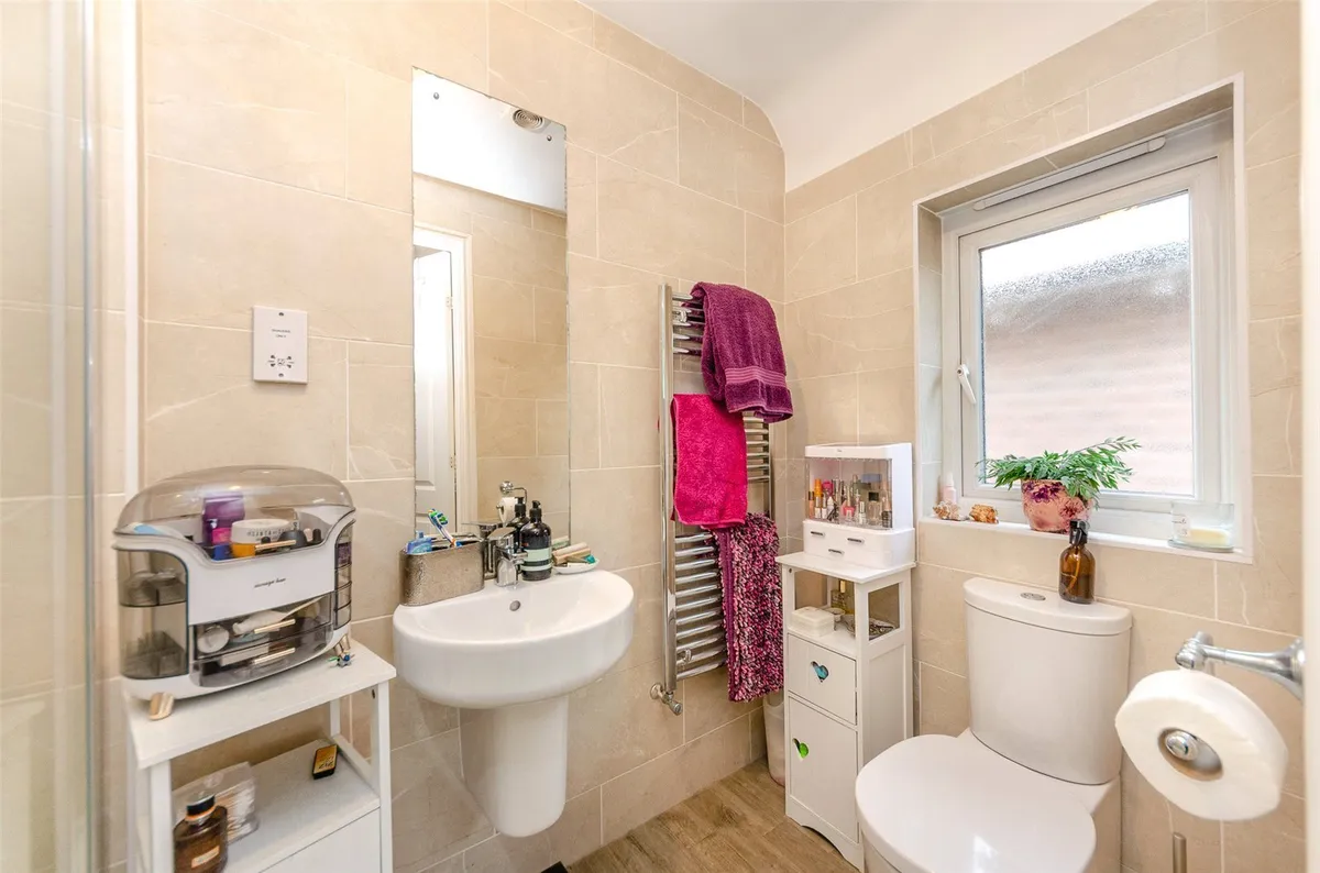 Llwybr Y Gwynt, Penrhosgarnedd, Bangor, Gwynedd, LL57