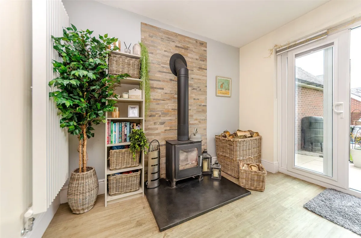 Llwybr Y Gwynt, Penrhosgarnedd, Bangor, Gwynedd, LL57