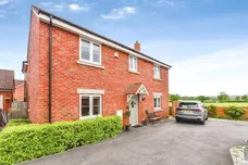 Lopes Close, Melksham