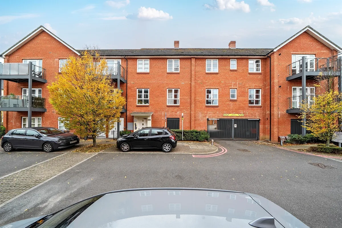 Brickfield Road, Mitcham