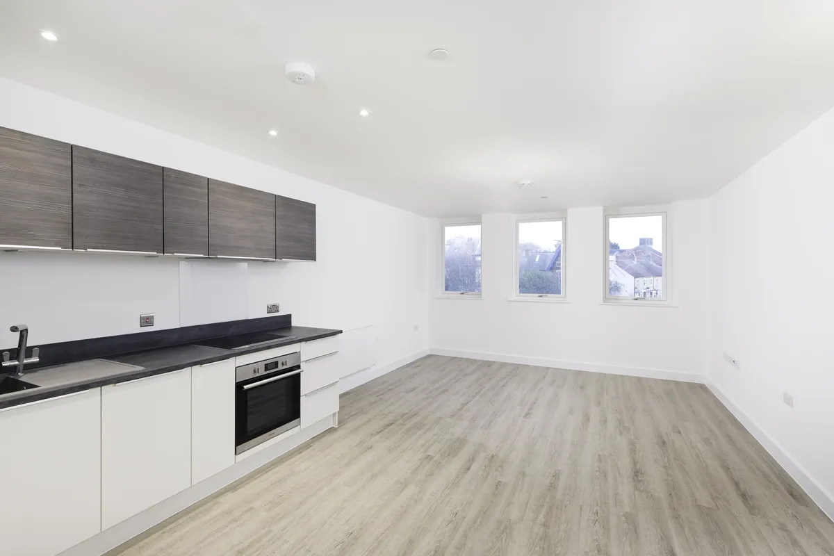 305 Clifton House, 84 Broadway, Peterboough