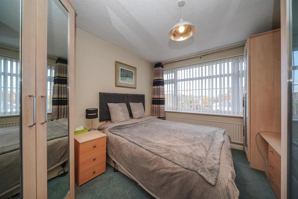 Moor End Close, Edlesborough, LU6 2HP