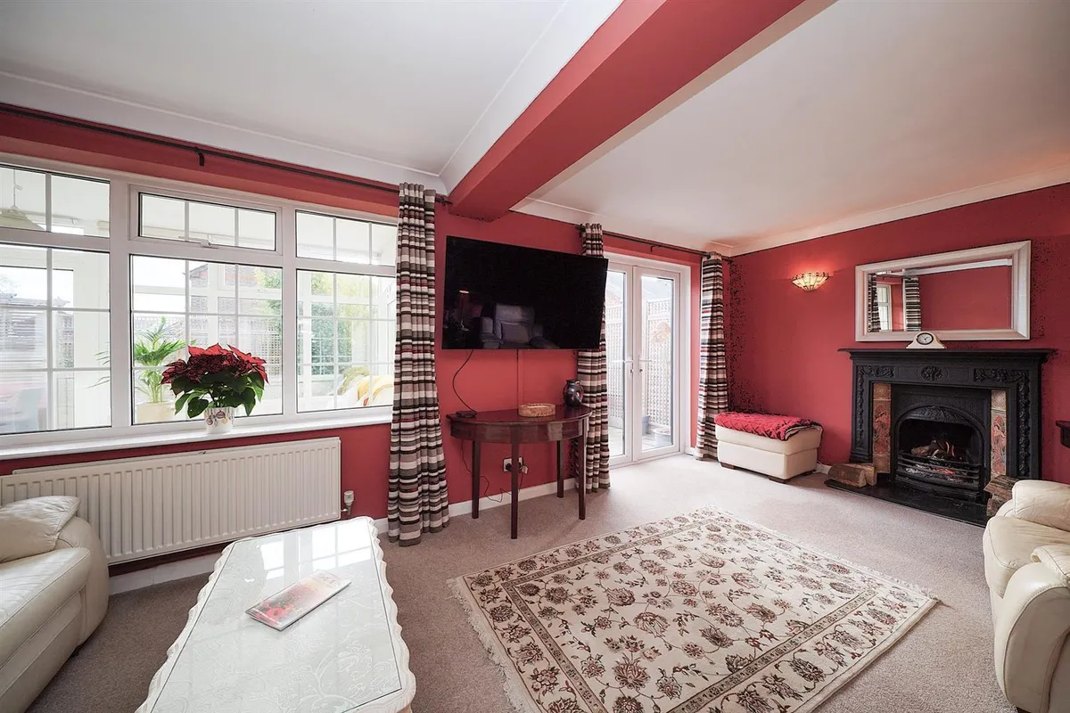 Moor End Close, Edlesborough, LU6 2HP