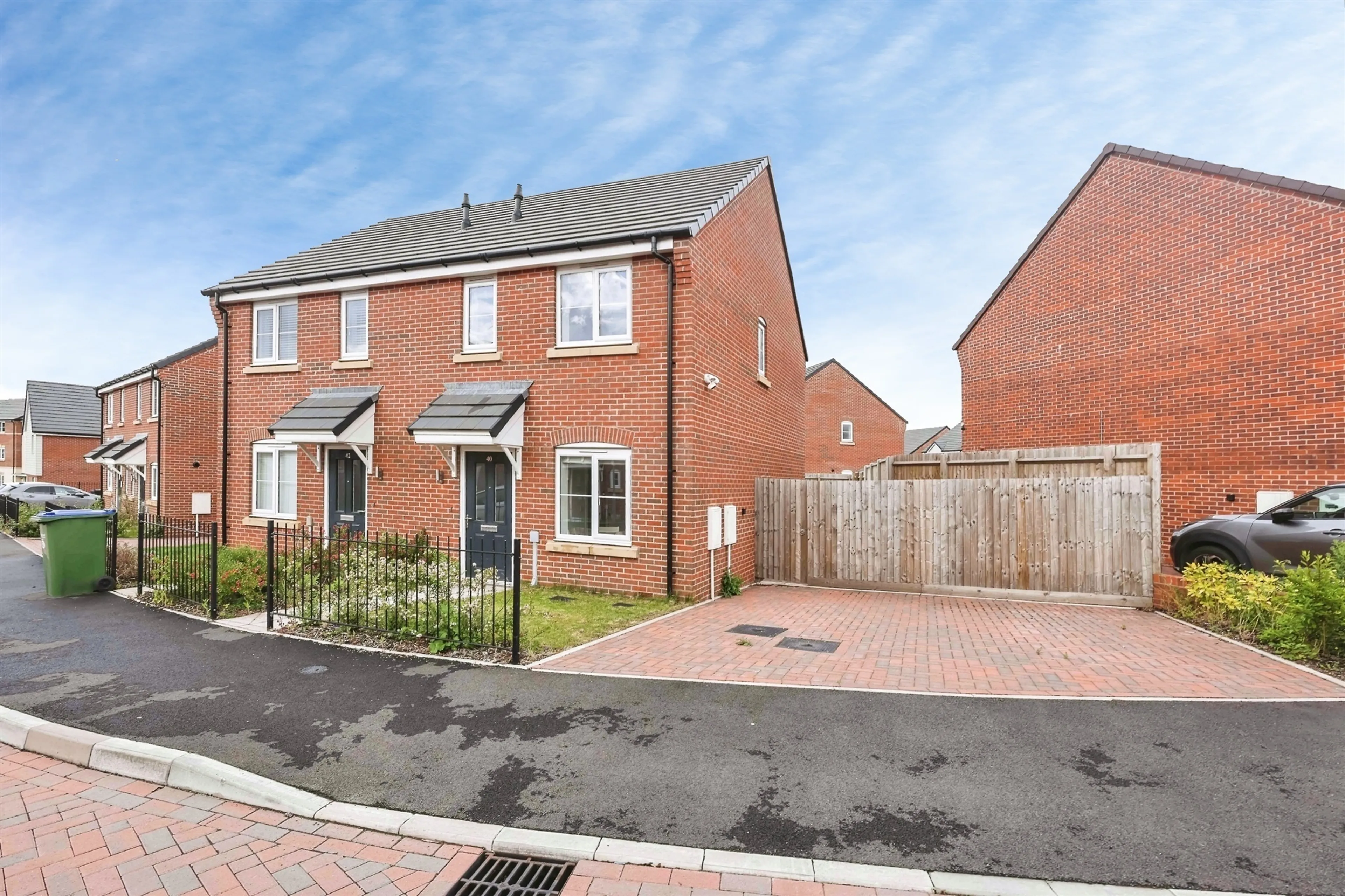 Property photo 0