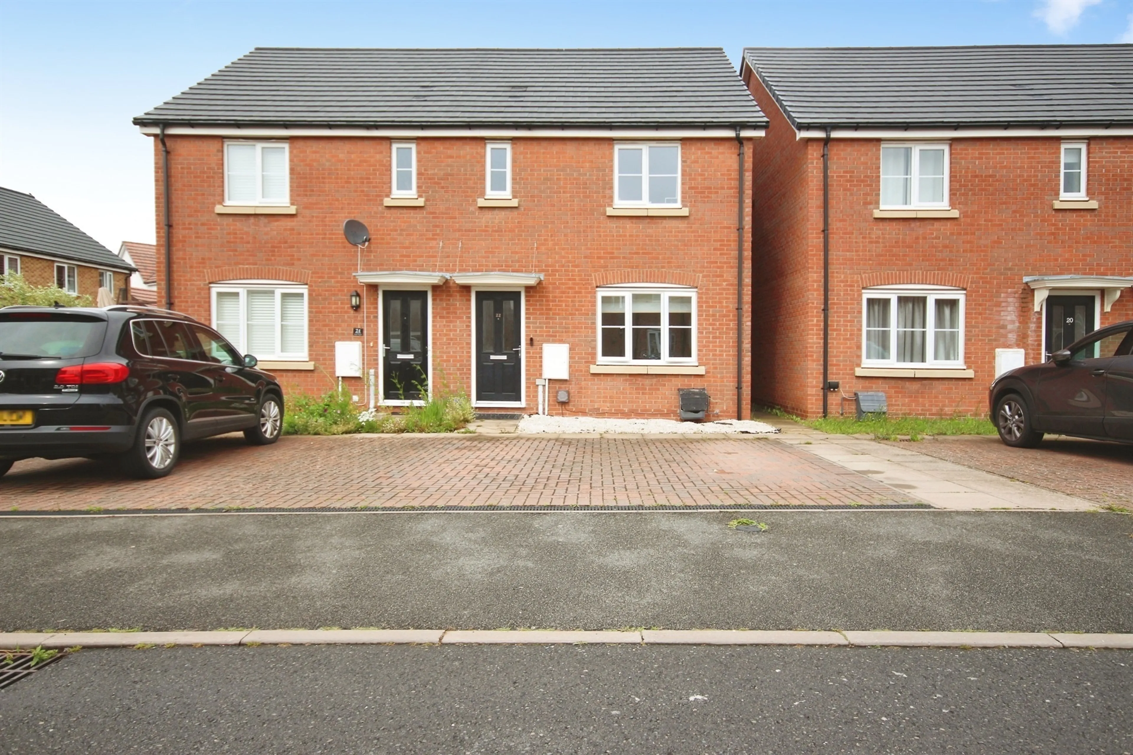 Property photo 0