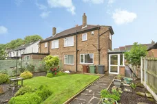 Lynnwood Gardens, Pudsey