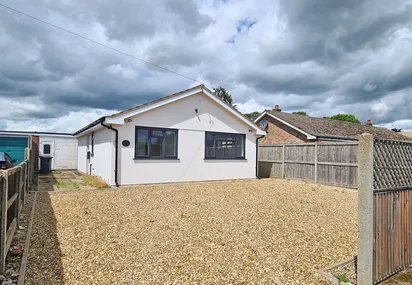 Sharon Close, Felmingham