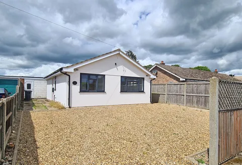 Sharon Close, Felmingham