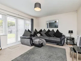 Chelford Close, Hartlepool thumb 3