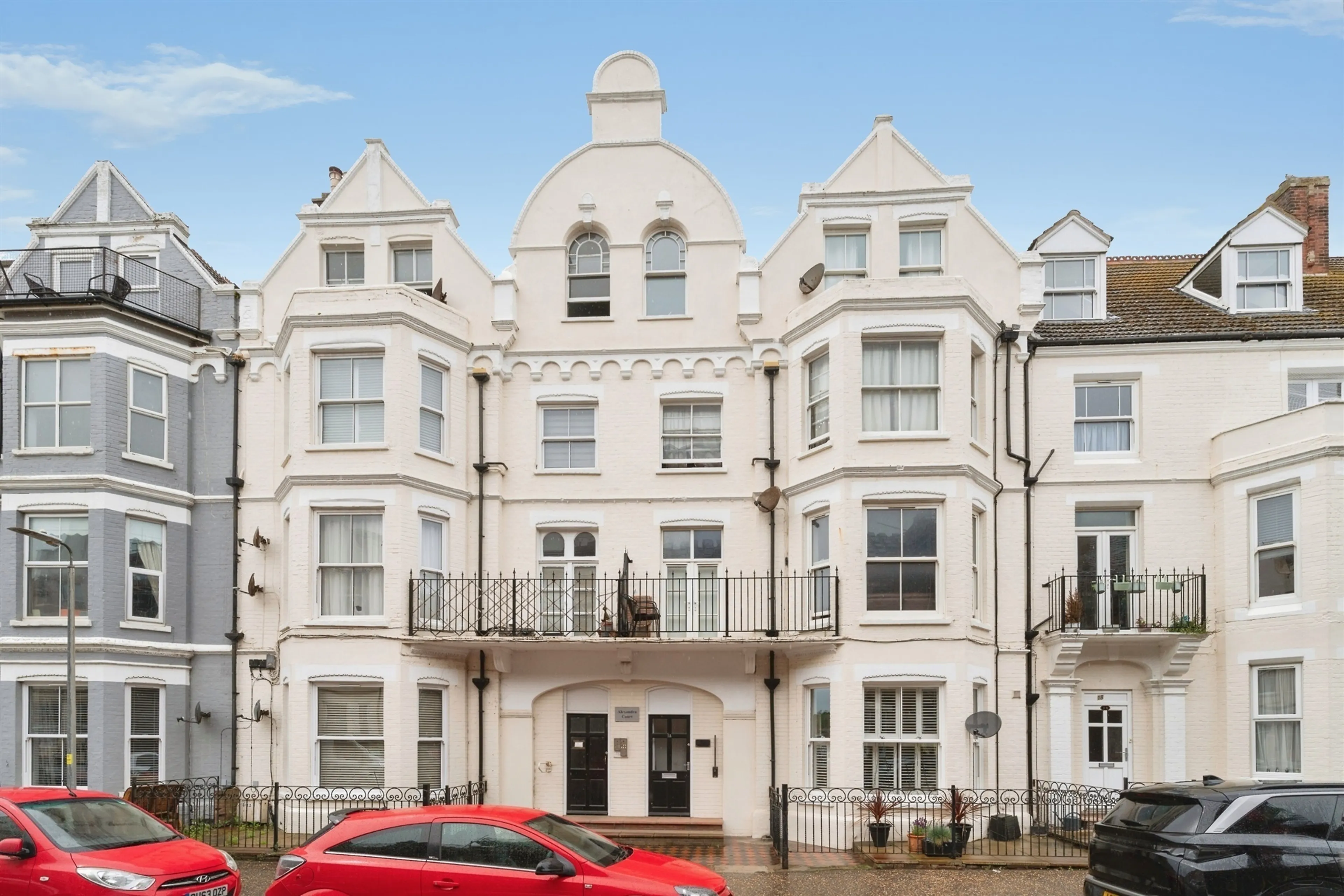 Property photo 0