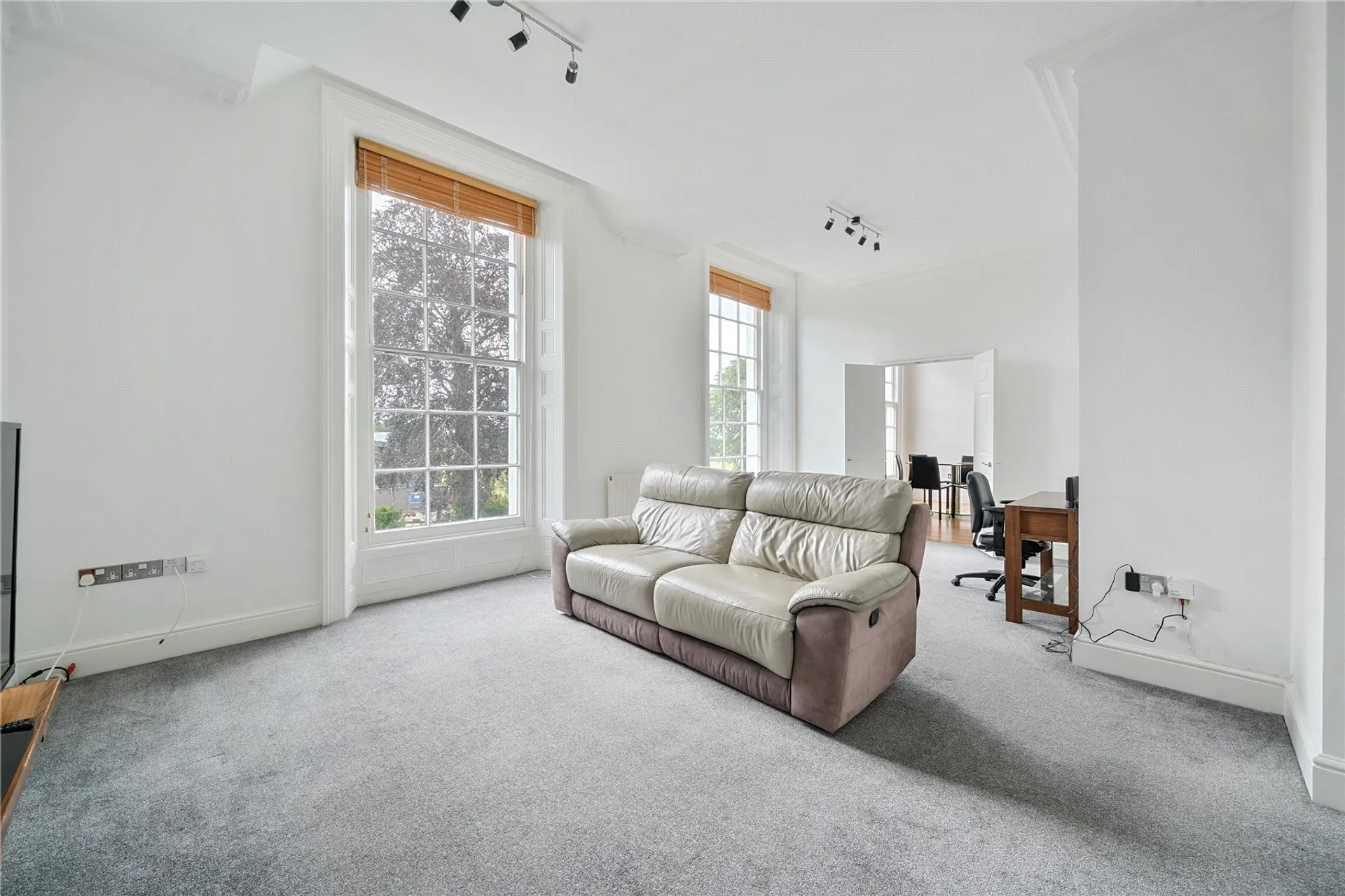 Property photo top 2