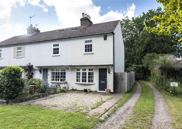 Portsmouth Road, Thames Ditton, KT7