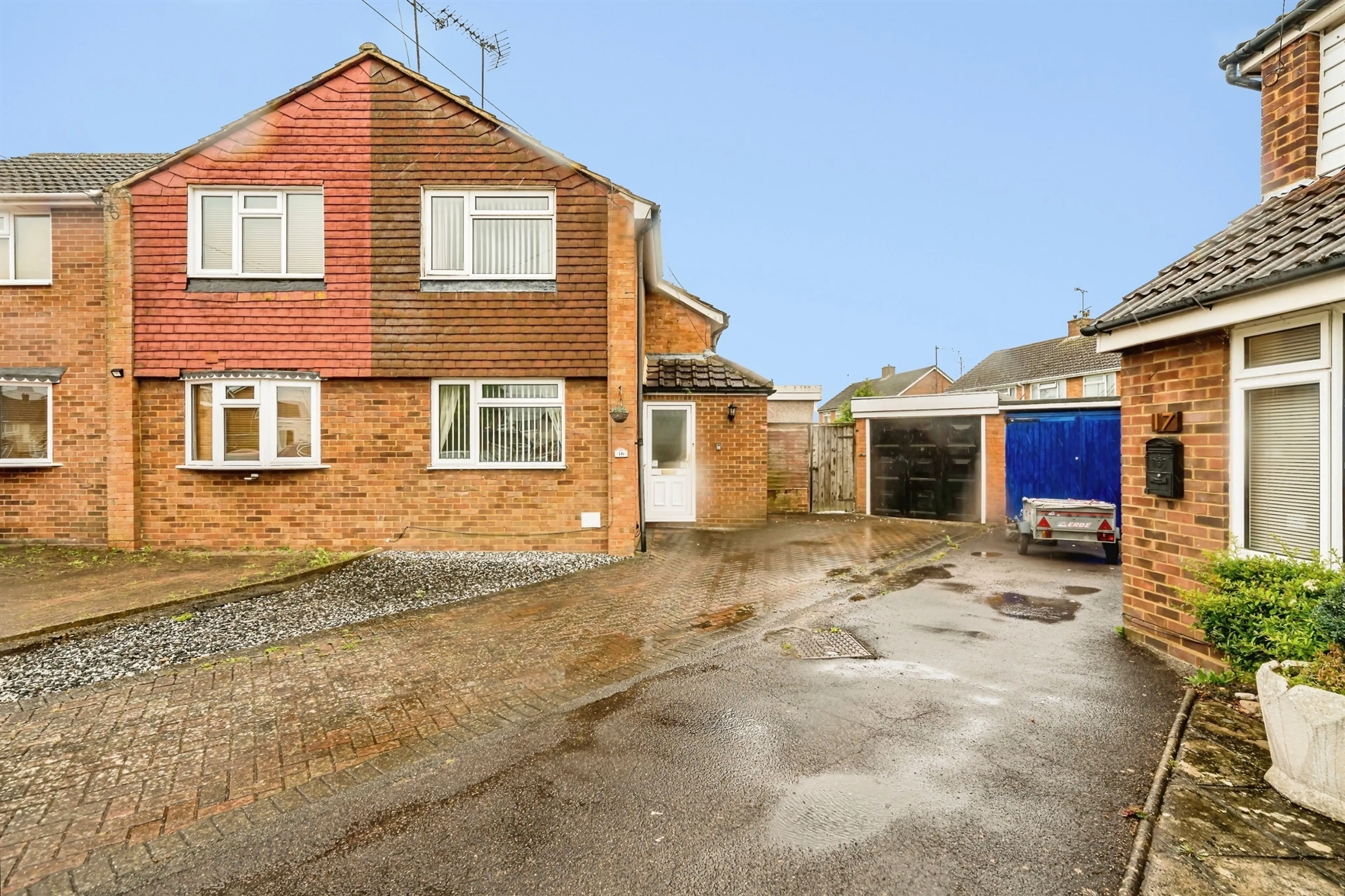 Property photo 0