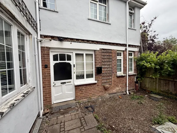 Bromwich Road, Worcester, WR2