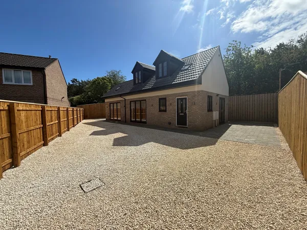 Meadway Drive, Forest Hall