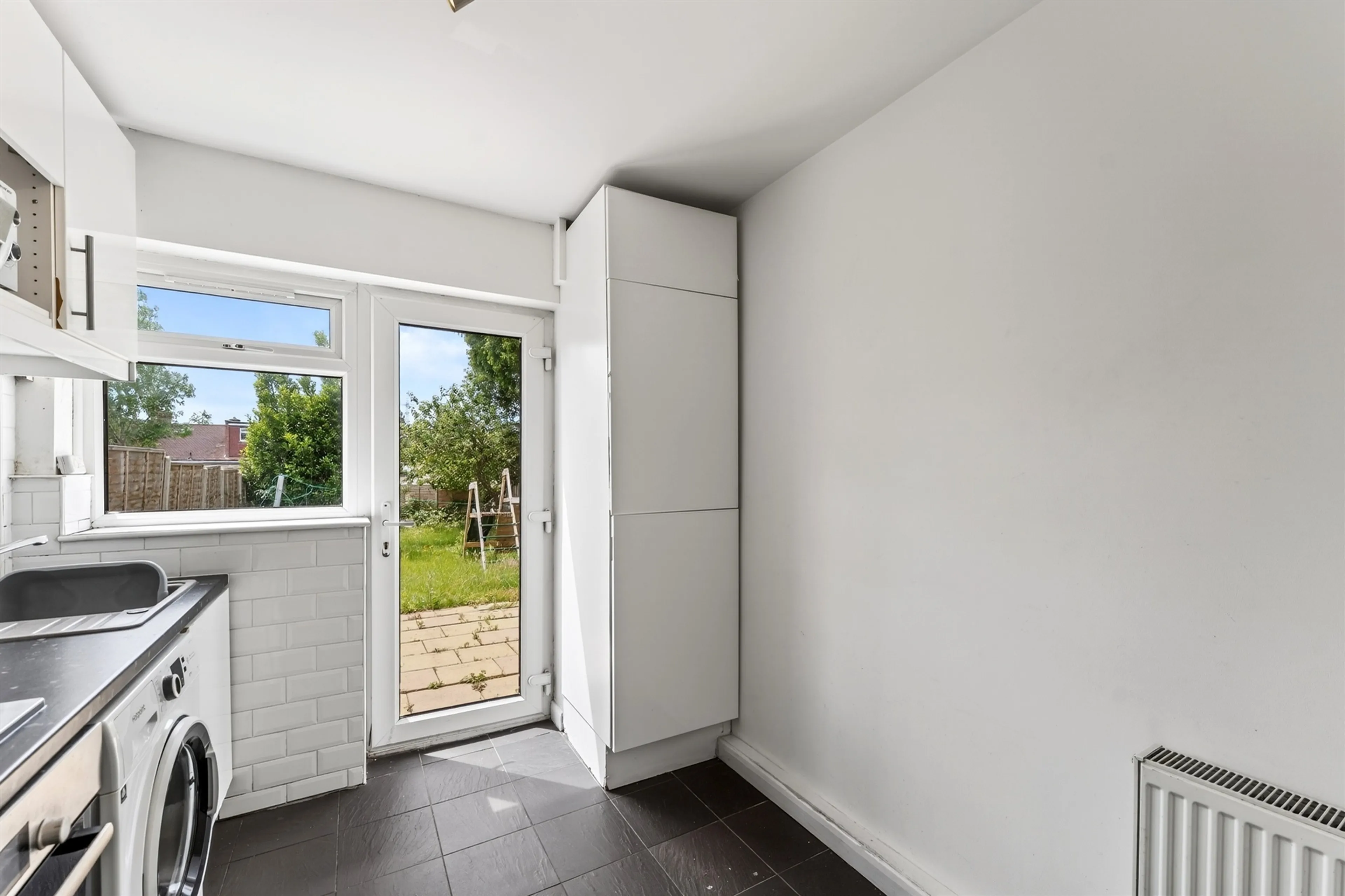 Property at Kingsbridge Road, Morden