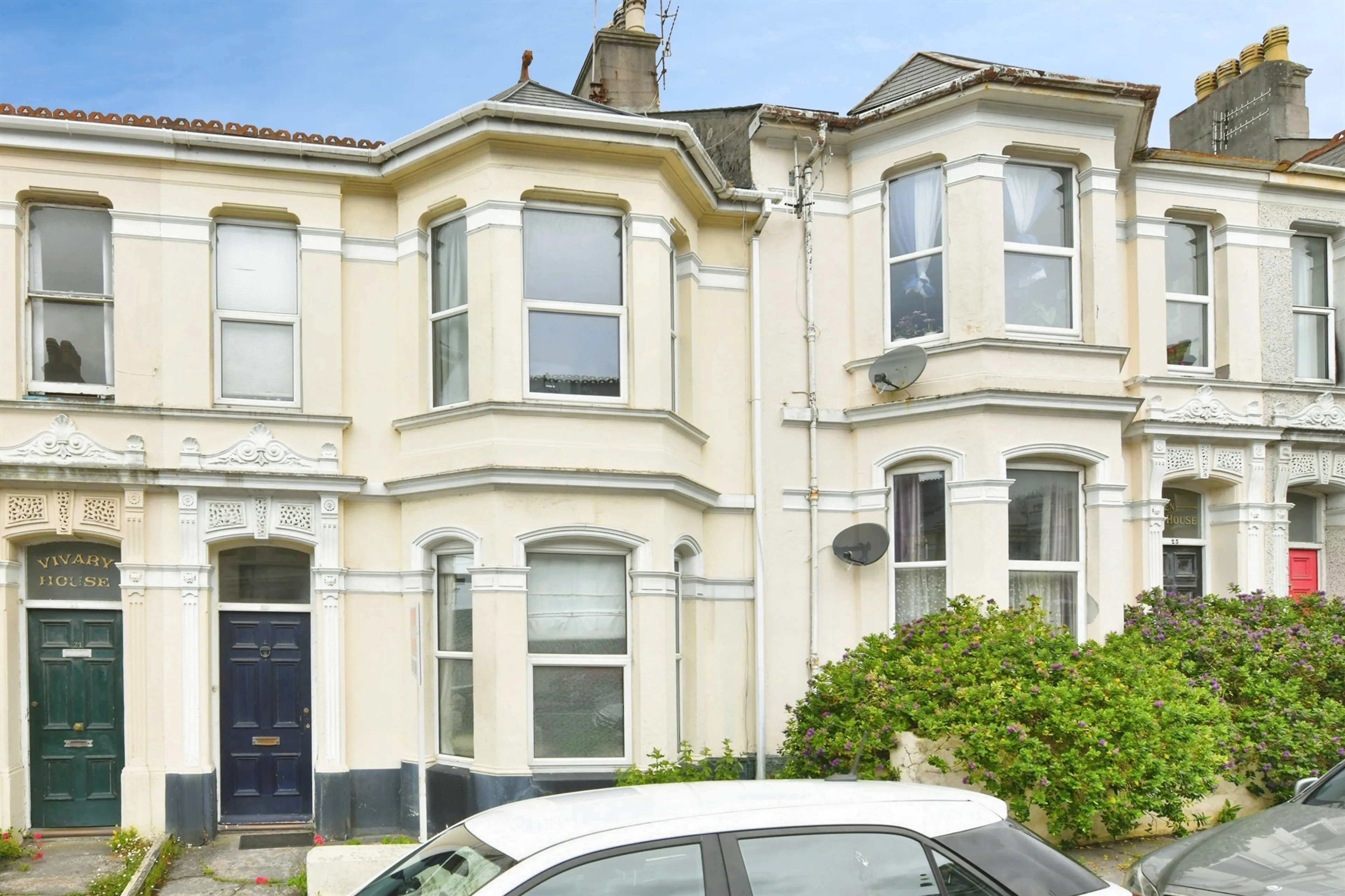 Property photo 0