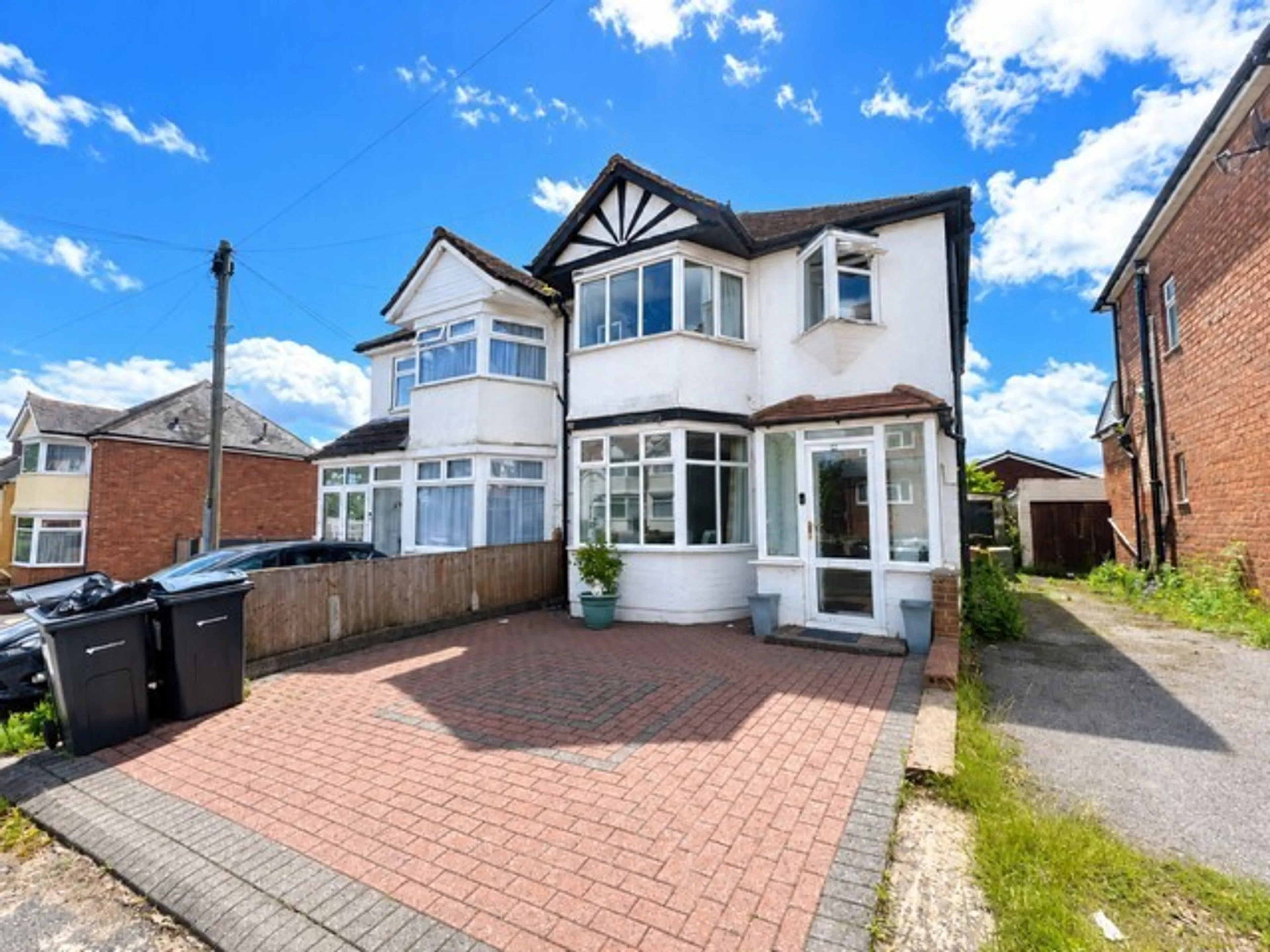 Property photo 0
