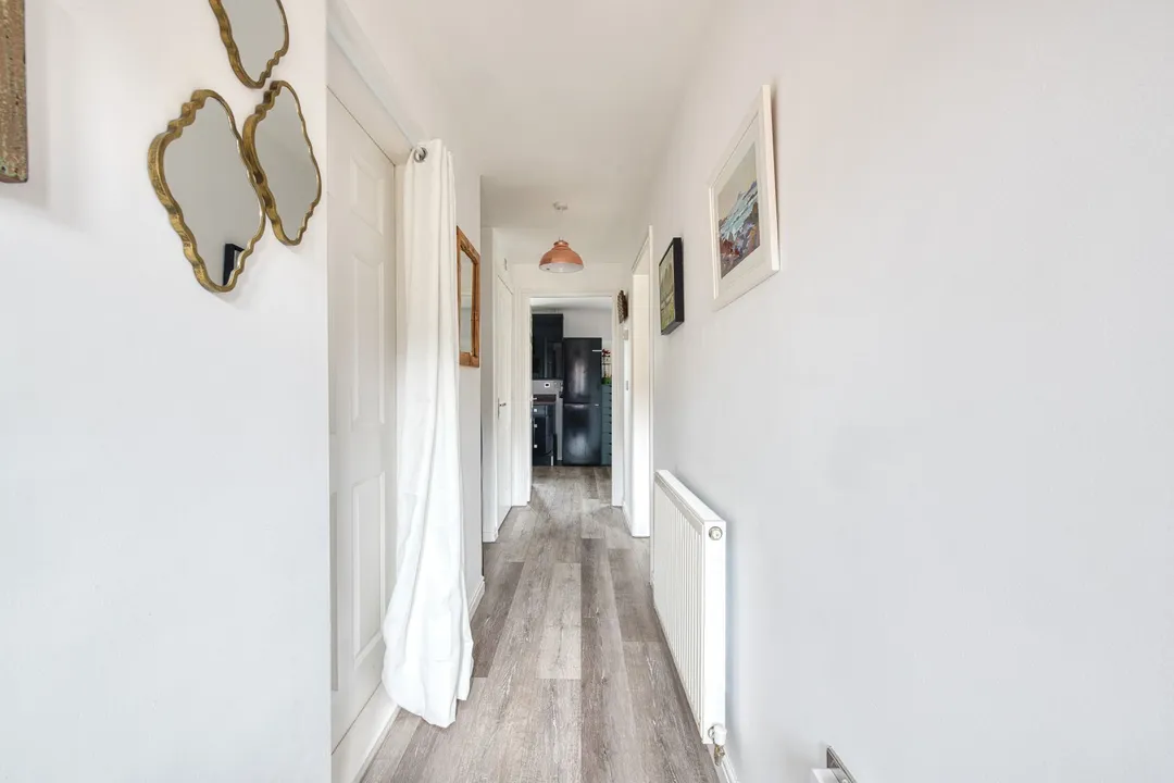 https://mr0.homeflow-assets.co.uk/files/photo/image/47535/5205/_x_/DSC_2908_HDR-30.jpg