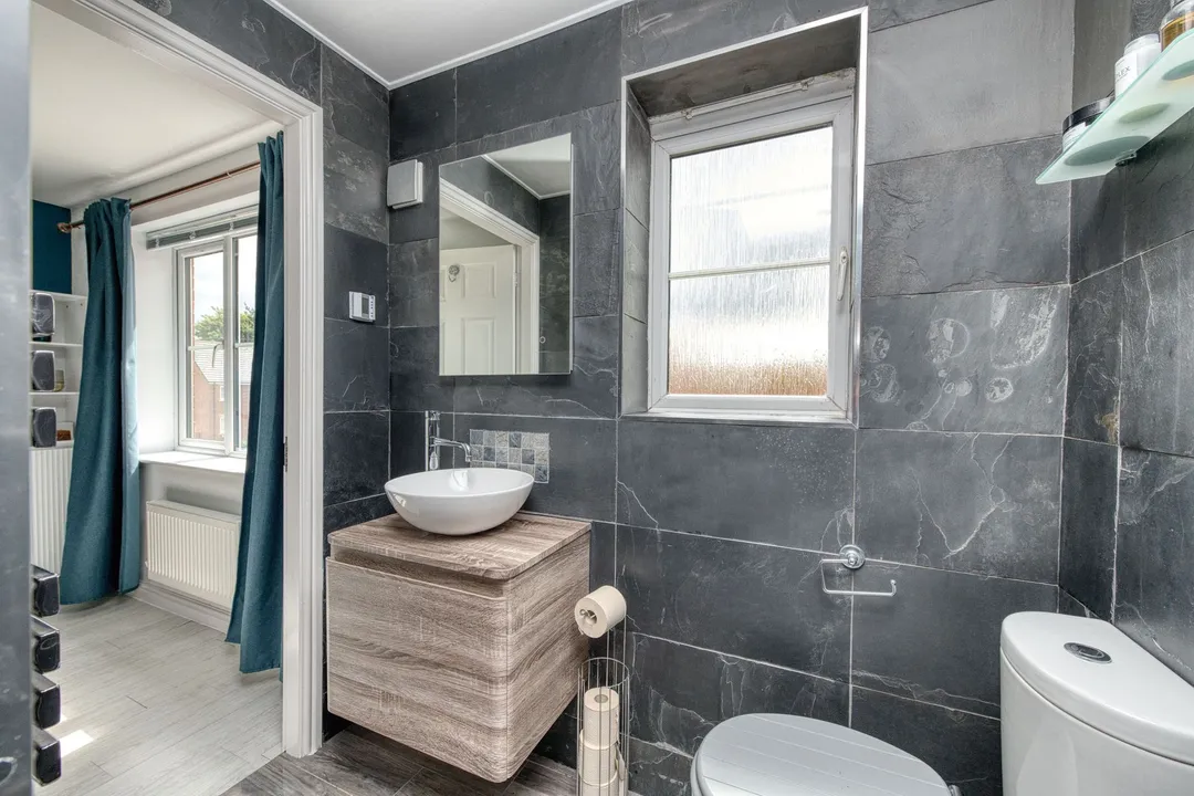 https://mr0.homeflow-assets.co.uk/files/photo/image/47535/5237/_x_/DSC_3274_HDR-1.jpg