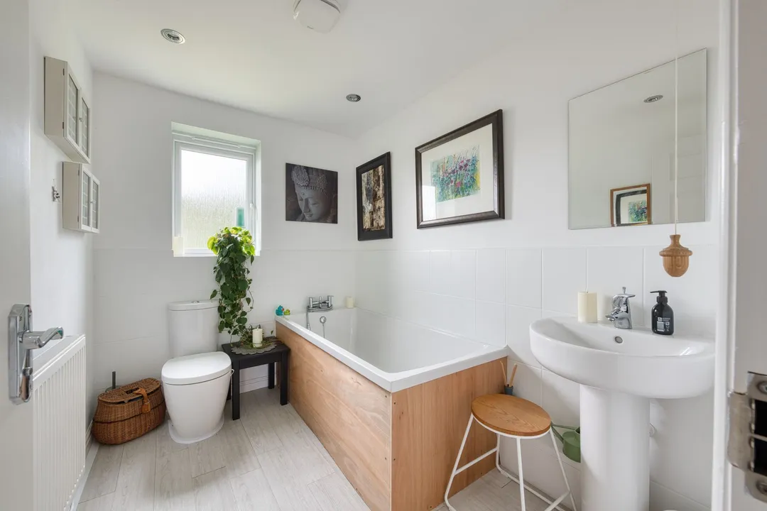 https://mr0.homeflow-assets.co.uk/files/photo/image/47535/5245/_x_/DSC_3128_HDR-68.jpg