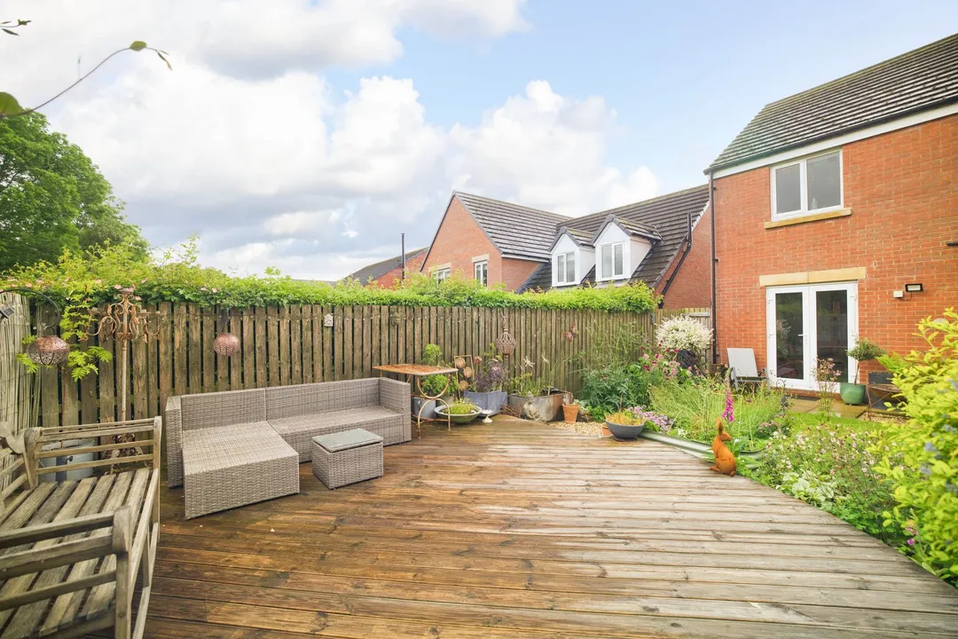 https://mr0.homeflow-assets.co.uk/files/photo/image/47535/5269/_x_/003A0872-96.jpg