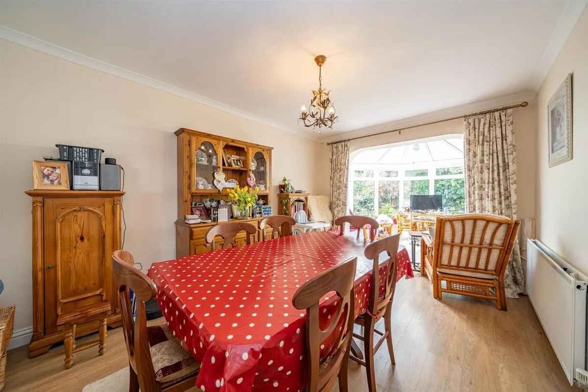 Holywell Road, Studham, Bedfordshire, LU6 2PD