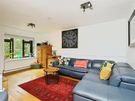 Mantell Close, Lewes thumb 3