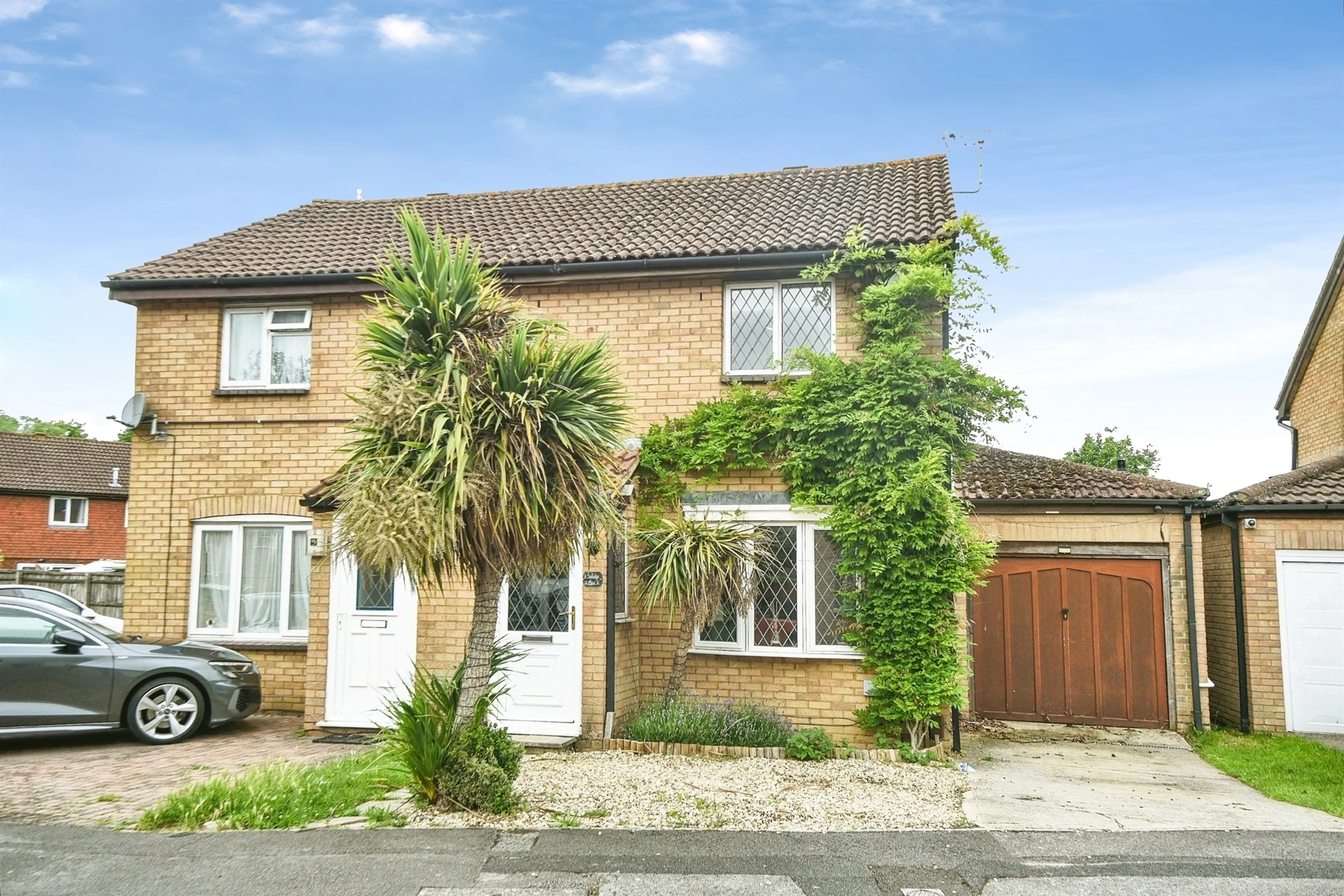 Property photo 0