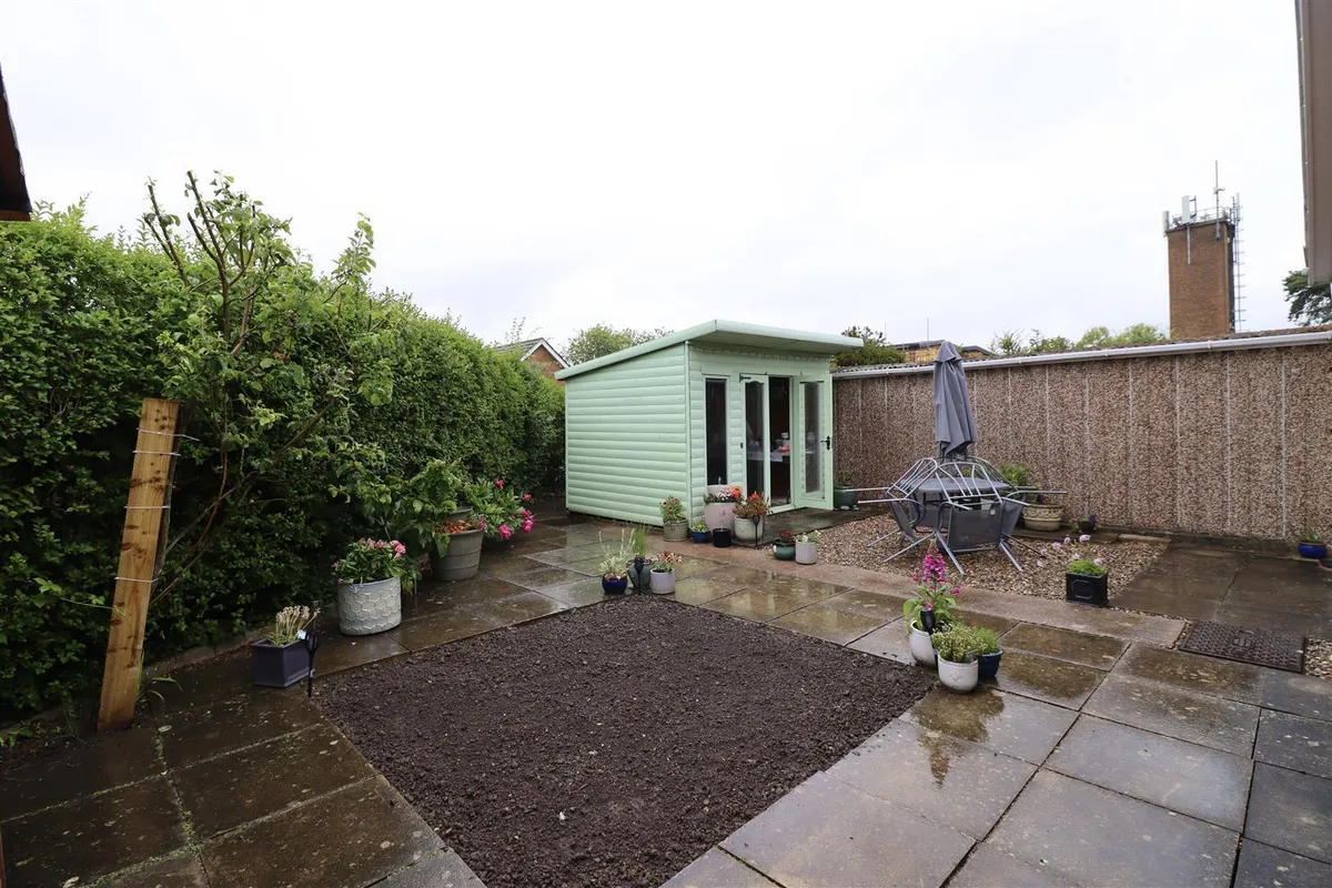 Springfield, Howden, Goole