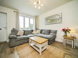 Murray Close, Melton, WOODBRIDGE thumb 3