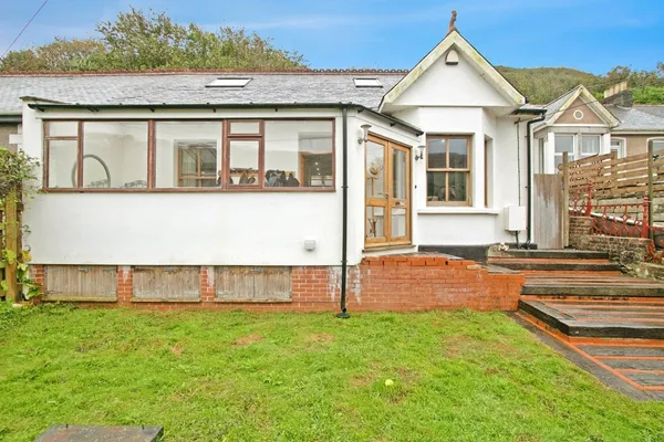 Beach Road, Truro, Cornwall, TR4